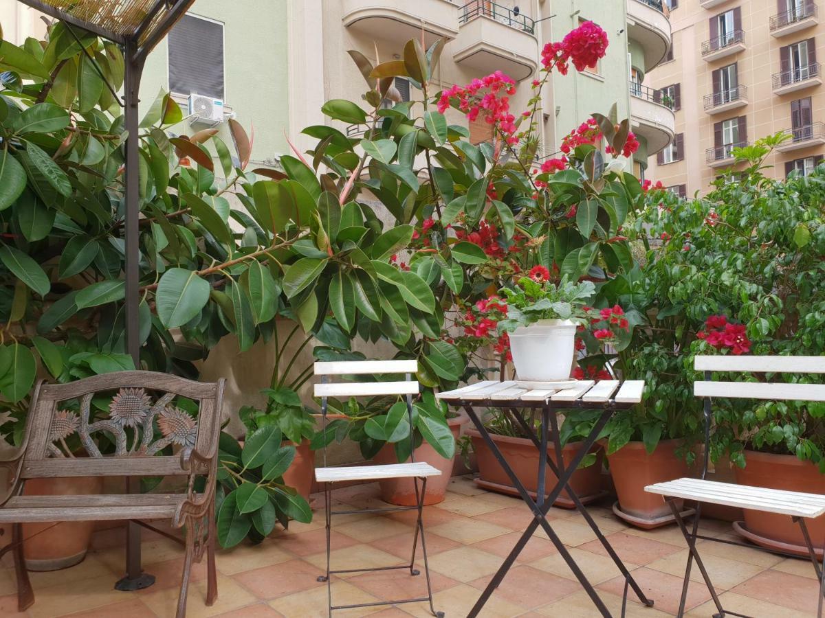 B&B Michelangelo Napoli Eksteriør bilde
